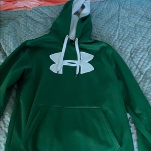 Men’s under armour medium green hoodie